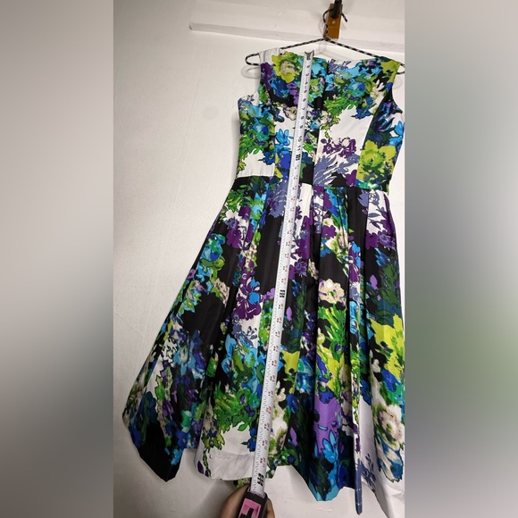 Ellen Tracy Black and Blue Floral Midi Dress - Picture 5 of 6